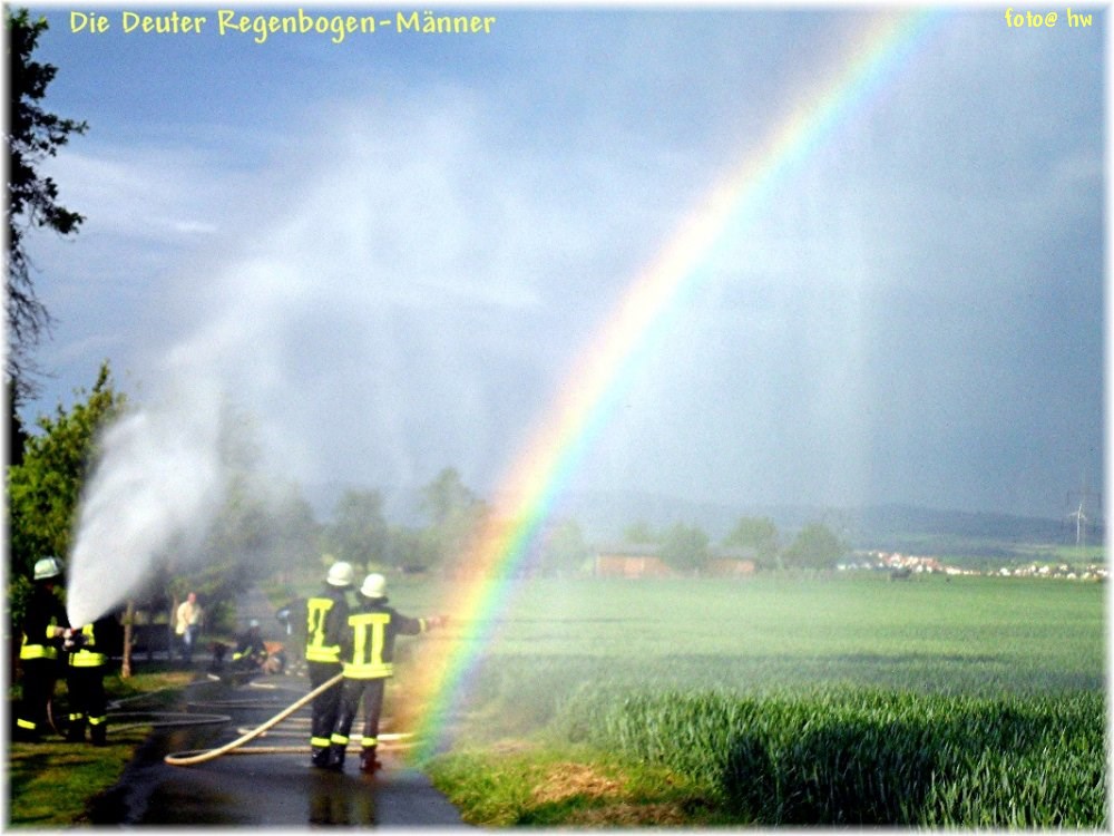 Web_09_Deuter_Feuerwehr_Regenbogen.jpg