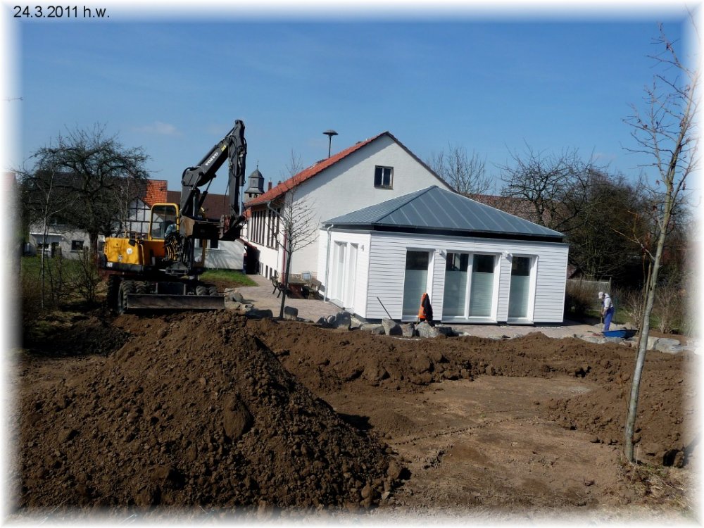Web_01_Feuerwehranbau_24.3.11_Gartenbaggerei.jpg