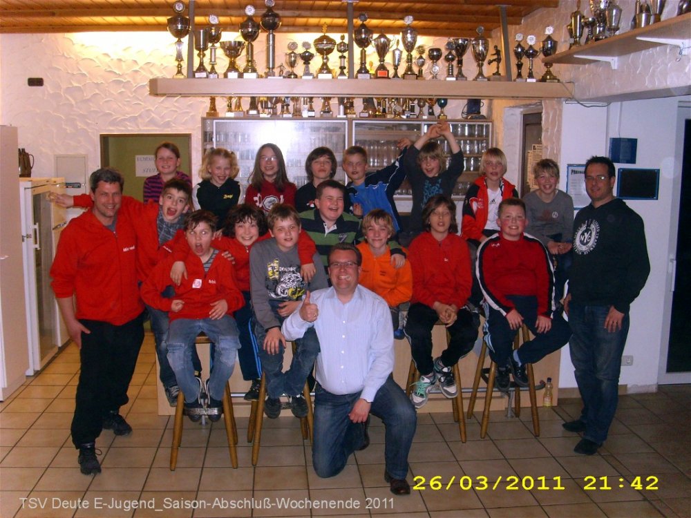 Web_10_TSV_Deute_Handball_E_Jug_Saisonabschluss_2011_alle.jpg