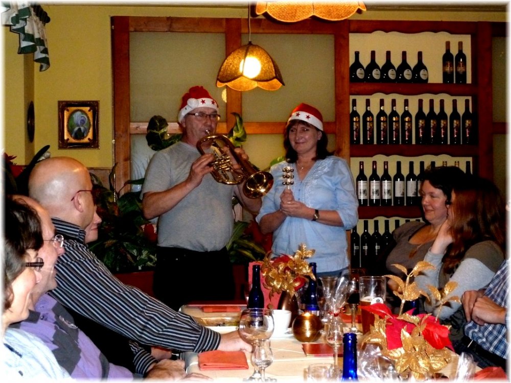 Web_15_TSV_Deute_Lauftreff_Jahresabschlu___2011_Musikus_Hans___Evi.jpg