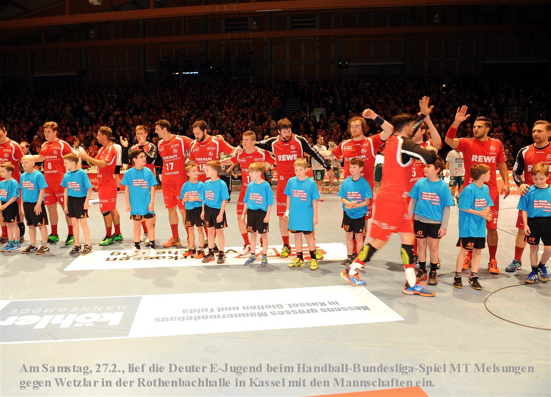 Web TSV Deute Handball E Jugend Einlaufkids am 5.3.16 Aufstellung2